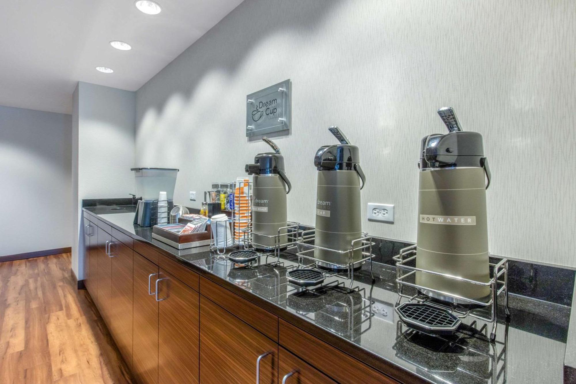 Mainstay Suites St Louis Airport Bridgeton Exteriör bild