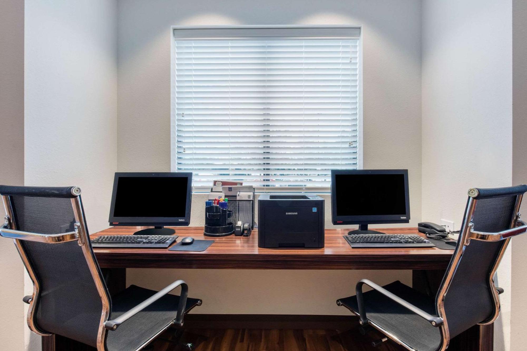 Mainstay Suites St Louis Airport Bridgeton Exteriör bild