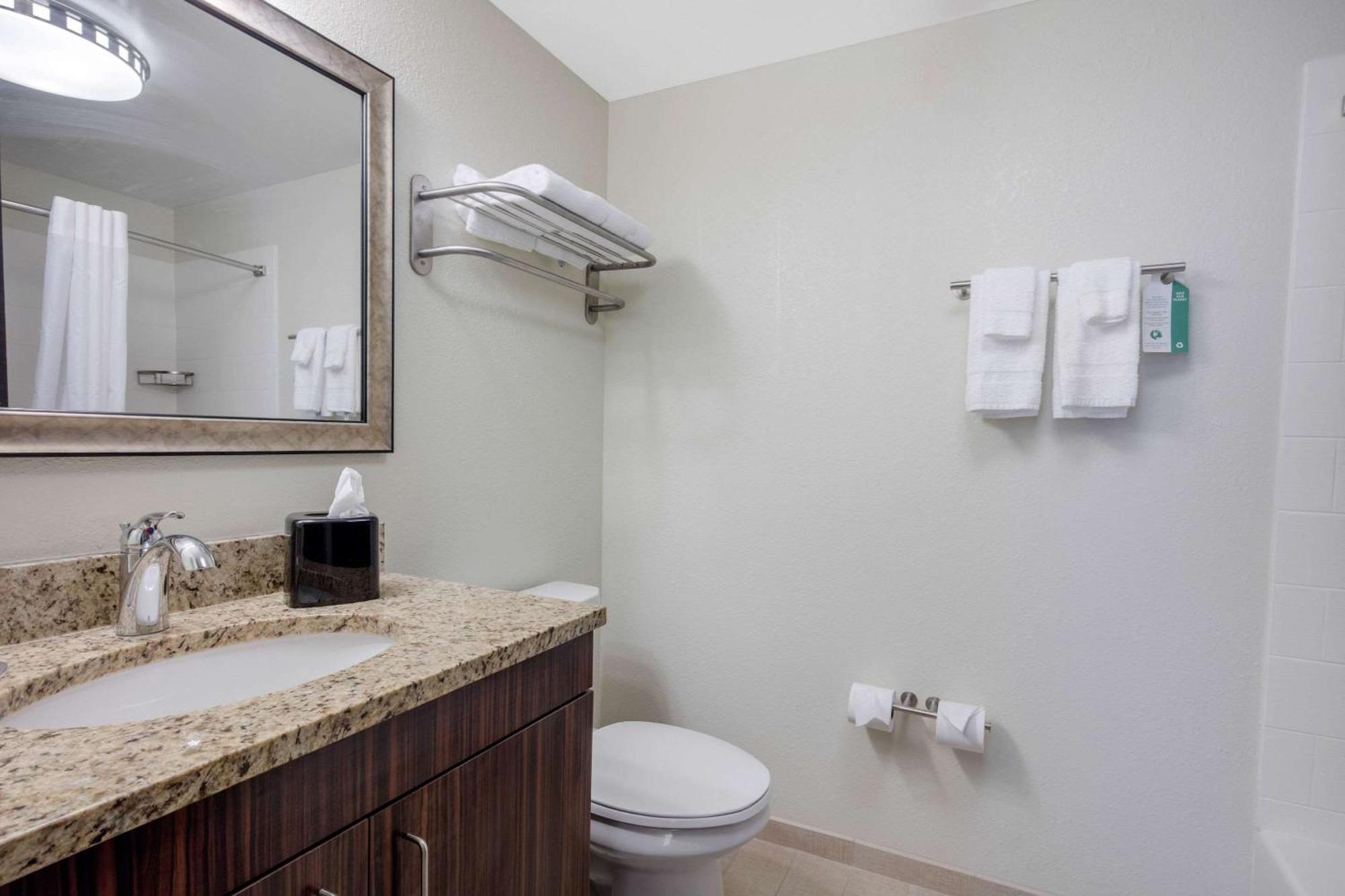 Mainstay Suites St Louis Airport Bridgeton Exteriör bild
